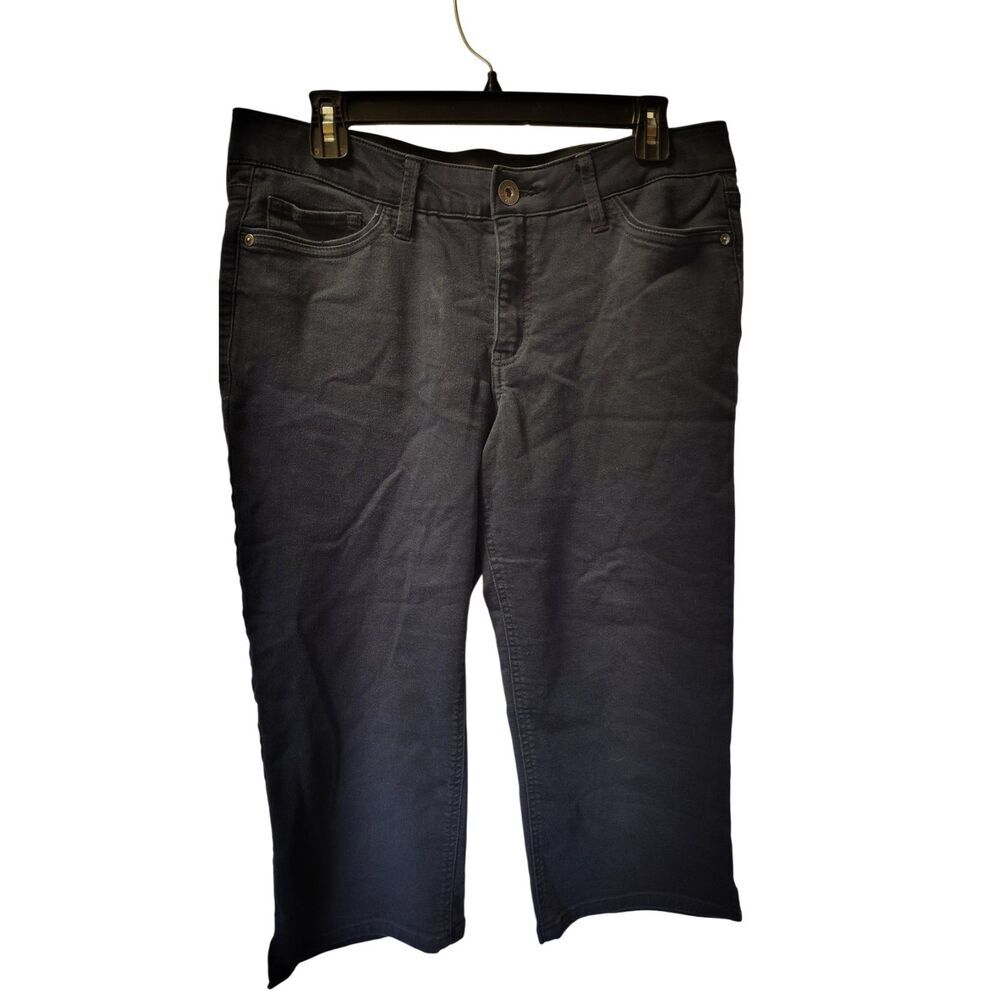 Liz Claiborne Women's Size 12 Classic Dark Wash‎ Capri Jeans
